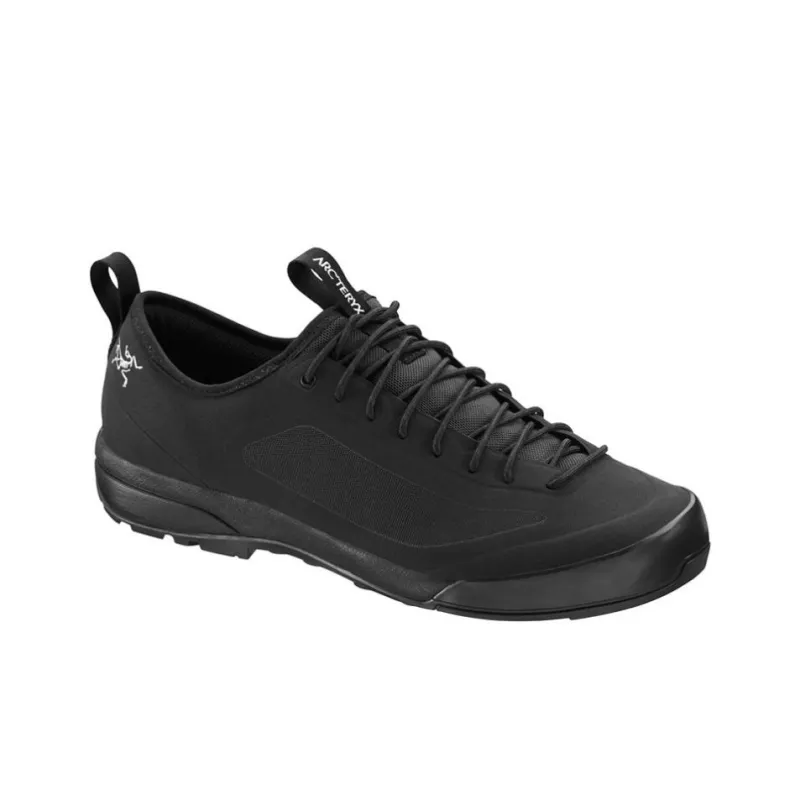 Arcteryx Acru Anti-Slip Wear-Resistant Low-Top Trekking Shoes Men's Black Gray Color-1
