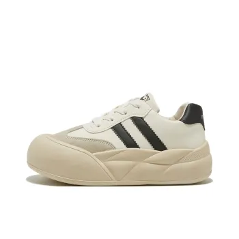 Medd Low Top Skateboard Shoes Women's
