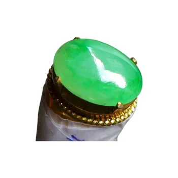 Fei Yan Glutinous Jade Ring Face Unisex