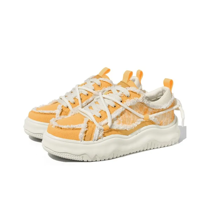 TCELLARS Anti Slip And Wear Resistant Lightweight Height Increasing Low Top Canvas Shoes Unisex-9