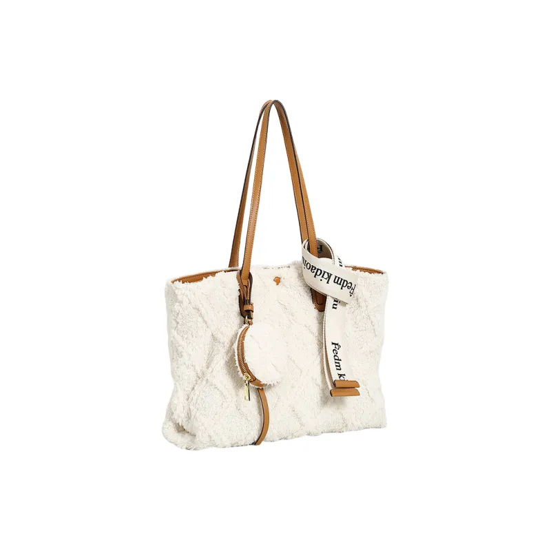 PAYOT Artificial Plush Shoulder Bag Regular Women's Ecru-1