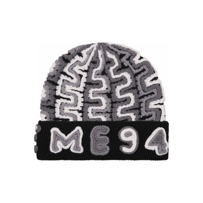 Supreme Yarn Applique Beanie Red-1