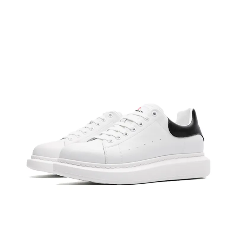 Airwalk Lightweight Breathable Height Increasing Low-Top Skateboard Shoes Women's White-1