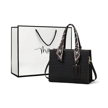MILLIE'S Cow Leather Mom Bag Handbag Regular Women's Black