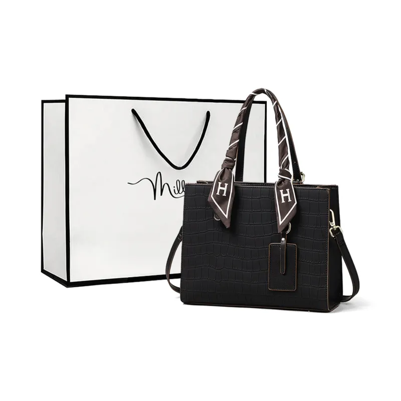 MILLIE'S Cow Leather Mom Bag Handbag Regular Women's Black-0