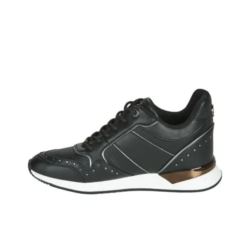 GUESS Low-Top Casual Shoes Women's Black