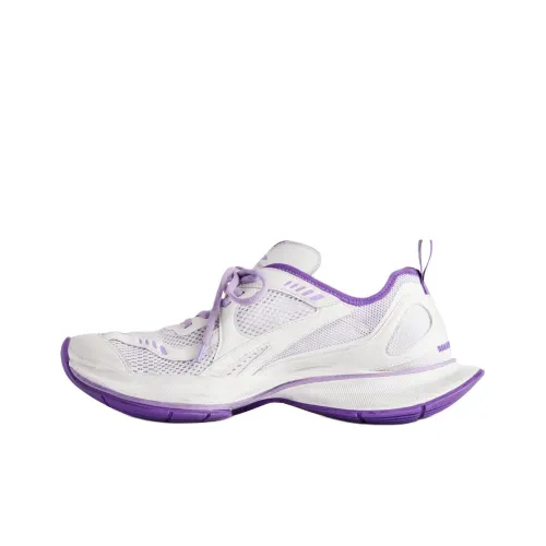 Balenciaga Circuit Low Top Sneakers Women's