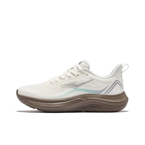 Erke Cushioning Rebound Low Top City Commute Running Shoes Women's Microcrystal White