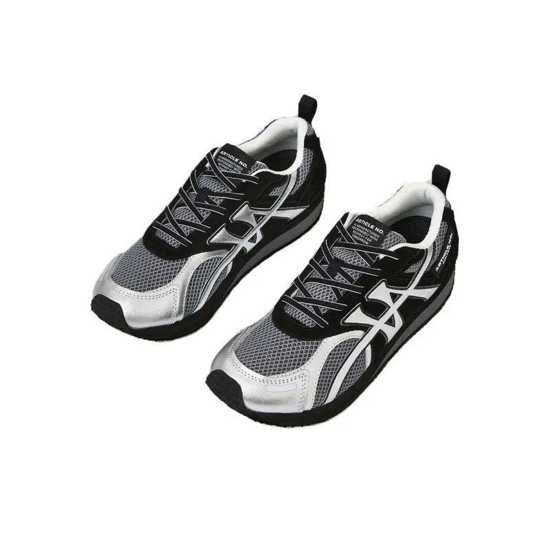 ARTICLE NO. Slip Resistant And Breathable Low Top Running Shoes Unisex Black Silver-1
