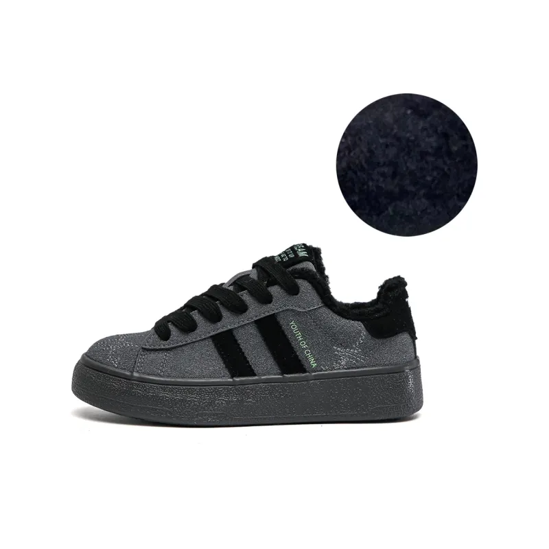 TUOPIN Slip Resistant, Abrasion Resistant, Lightweight Low Top Skateboard Shoes Women's-35