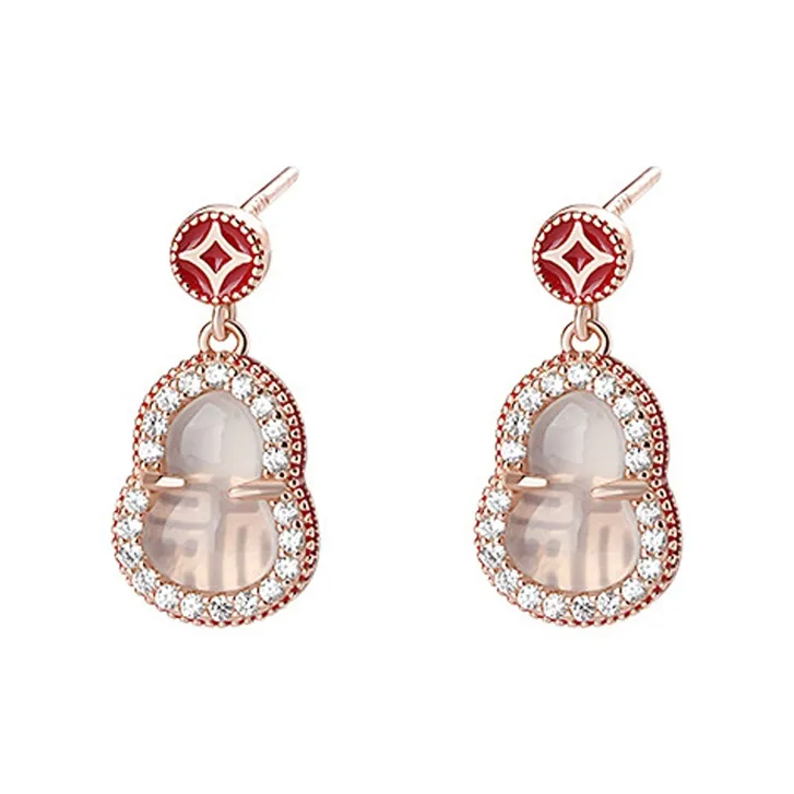 Suddenly Lucky Chalcedony Necklaces Women's-4