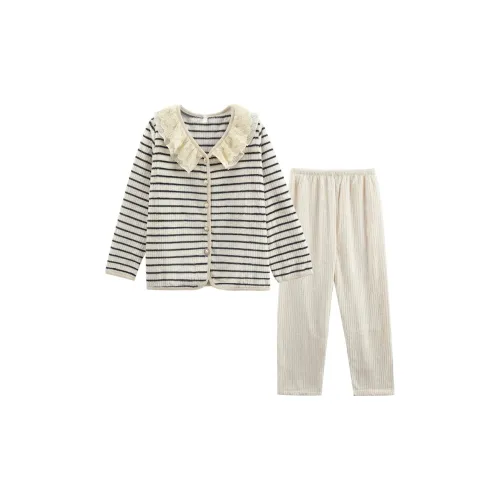 Sleeping Beauty Pajama Set Women's Multicolor