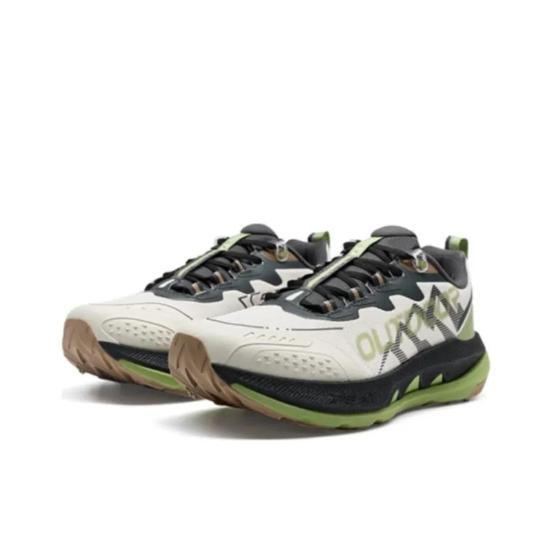 XTEP Cushioned Slip Resistant Low Top Outdoor Shoes Men's Beige Black Green-1