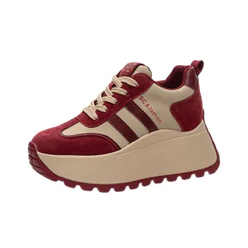 The Mystery Of Glamour Cushioning Low Top Casual Shoes Women's