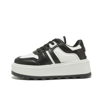 Little Red Man Low Top Casual Shoes Women's