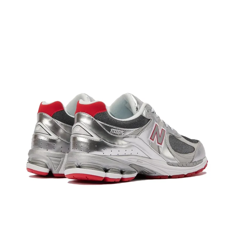 New Balance 2002R Dtlr Tinsel-3
