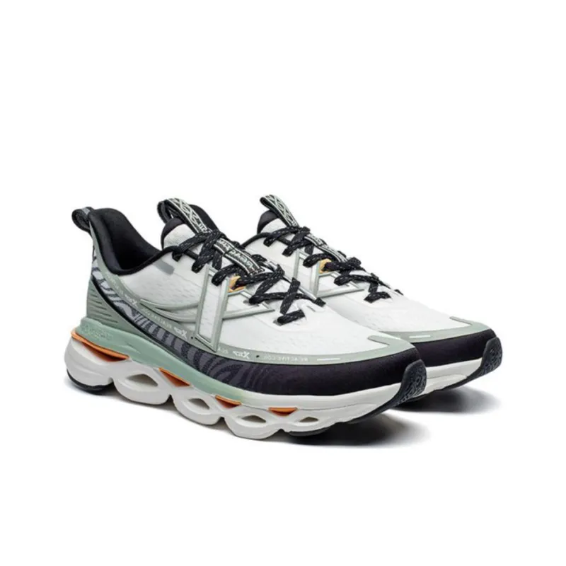 XTEP Shock Absorbing Spins 10.0 Pro Running Shoes Men Low-Top Sail White/Gray Pea Green-3