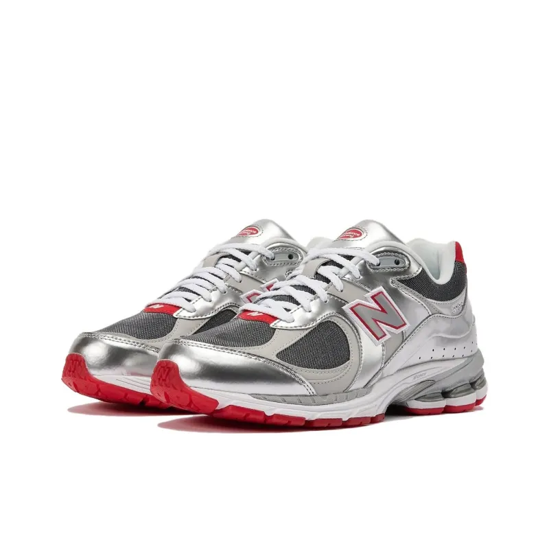 New Balance 2002R Dtlr Tinsel-2