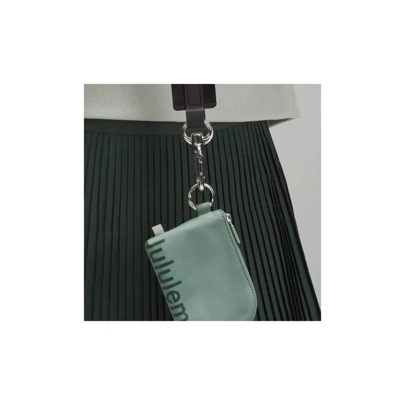Lululemon Recycled Polyester Card Holder Regular Unisex Eucalyptus Gray & Legacy Green-3