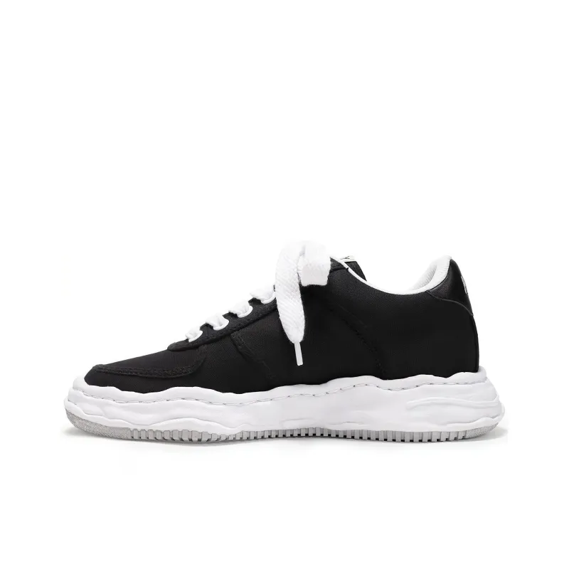MIHARA YASUHIRO Wayne Low Top Stylish Skateboarding Shoes Unisex Black-0