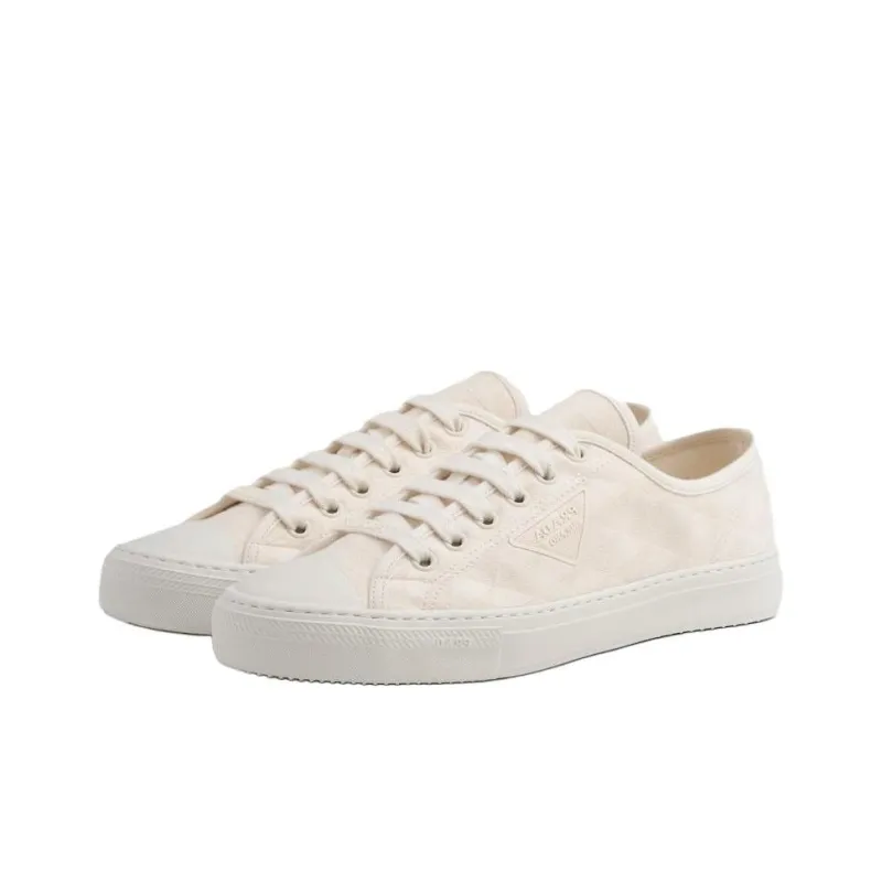 PRADA Low Top Skateboard Shoes Men's Beige-4