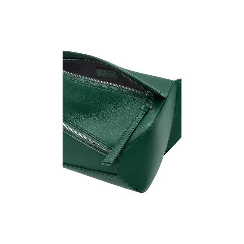 LOEWE Classic Calfskin Shoulder Bag Regular Men's Evergreen-5