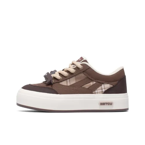 NSTCU Low Top Skateboard Shoes Women's Beige Brown