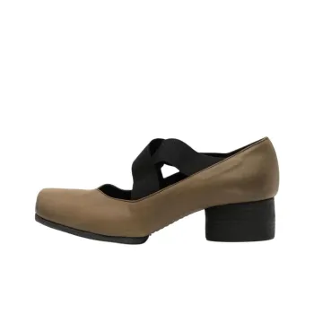 UMA WANG Casual Single Shoes Women's Umber