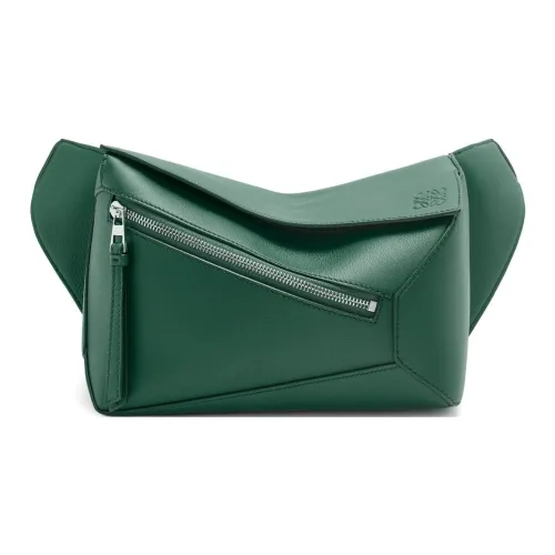 LOEWE Classic Calfskin Shoulder Bag Regular Men's Evergreen