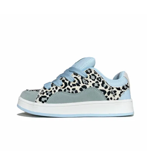 JIANGSHOU Anti Slip Wear Resistant Low Top Skateboard Shoes Women's Ice Blue