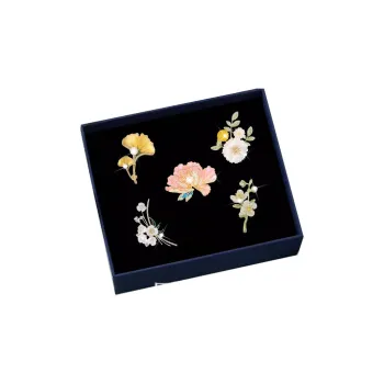 GAGA Alloy Brooches Women's Gold