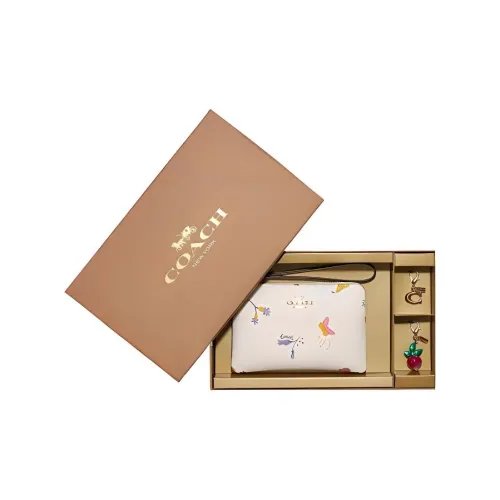 COACH Boxed Coated Canvas With Leather Clutch Small Size Women's White