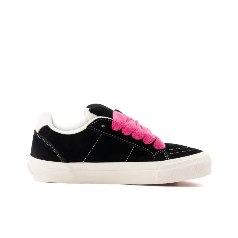 WANSWER Coverage Warm And Wear Resistant Low Top Skateboard Shoes Unisex Black Pink-1