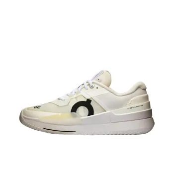 On THE ROGER Pro 2 Low Top Tennis Shoes Women's Ecru
