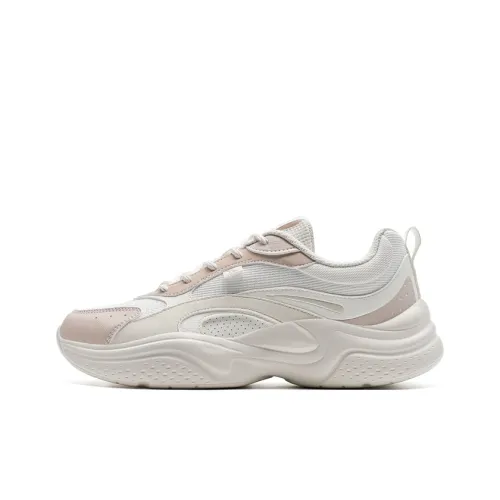 XTEP Height Increasing Wear Resistant Low Top Casual Shoes Women's Sail White/Pink Brown