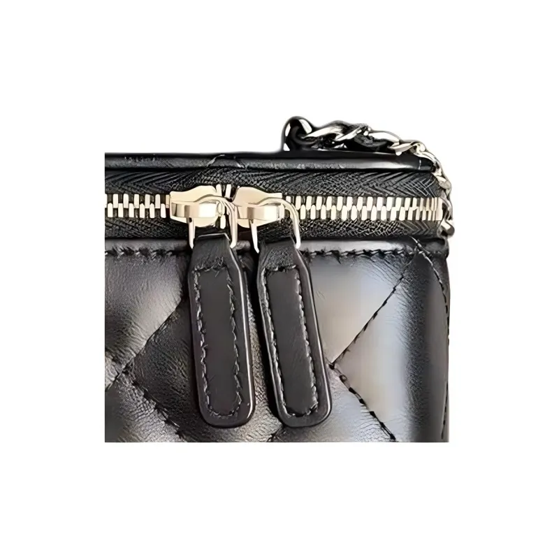 CHANEL Lacquered Finish Metal Lambskin Clutch, Shoulder Bag, Crossbody Bag Women's Black-2