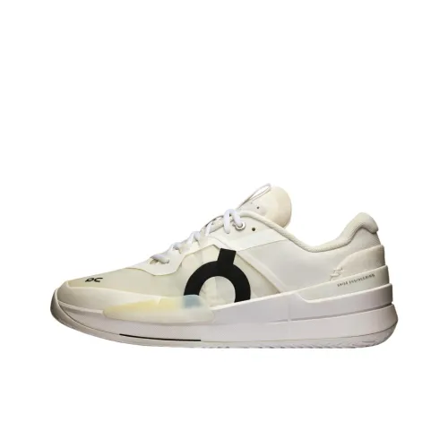 On THE ROGER Pro 2 Anti Slip Wear Resistant Low Top Tennis Shoes Men
s White