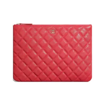 CHANEL Clutches