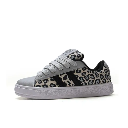 STUR YSN Abrasion Resistant Lightweight Slip Resistant Low Top Skateboard Shoes Women's Gray Leopard Print