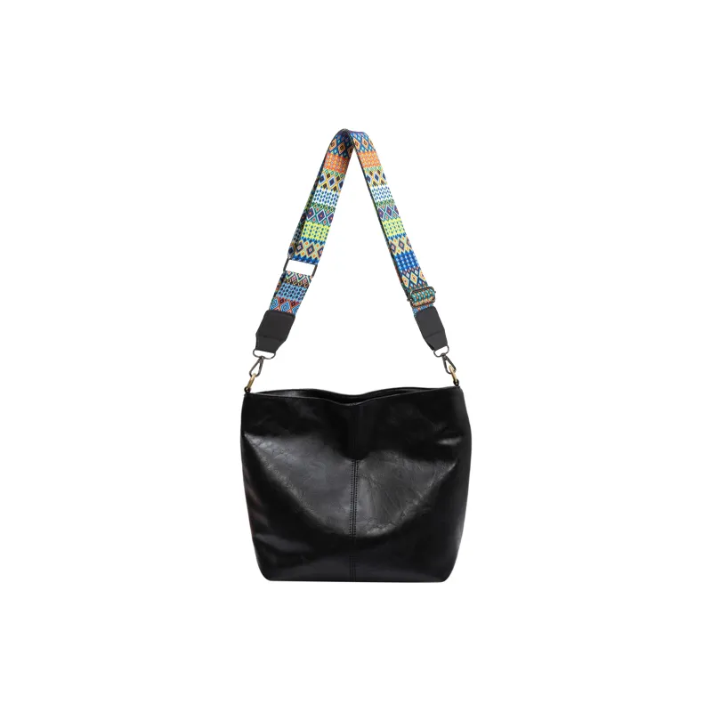 TAKI PU Shoulder Bag Regular Unisex Black-5