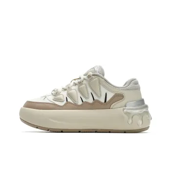 FILA CARROT 2 Wear Resistant Low Top Skateboard Shoes Women's Brown White