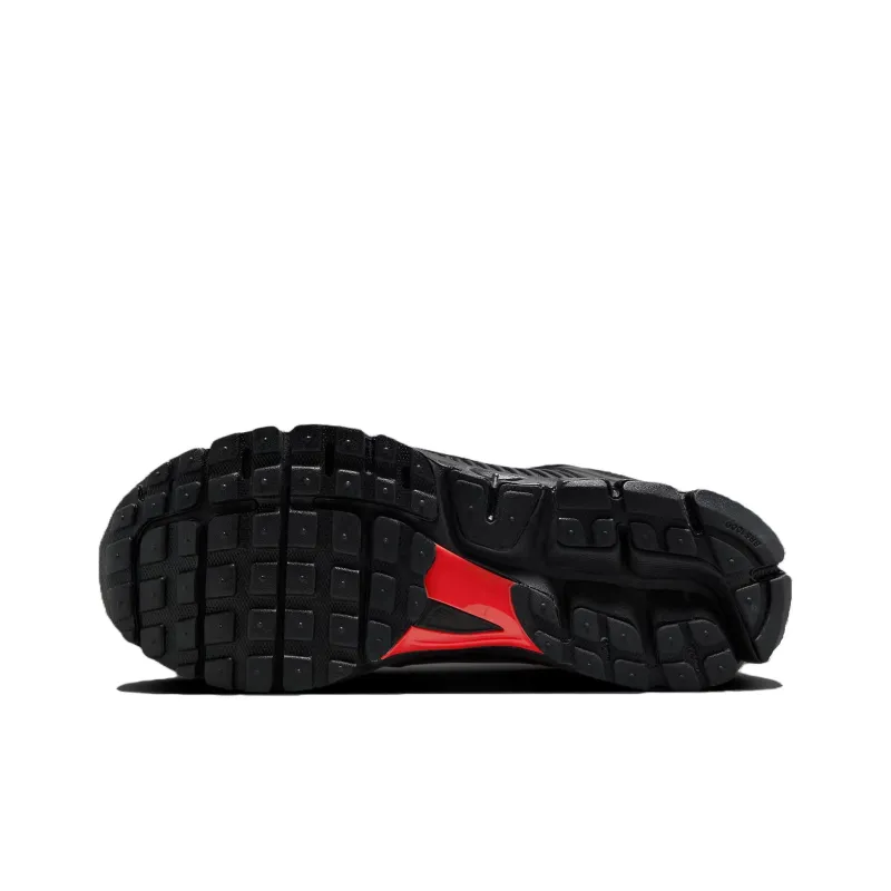Nike Zoom Vomero 5 Black Metallic University Red-5