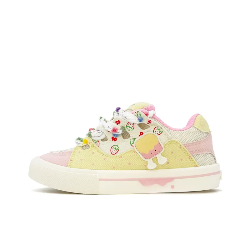FULLXUAN Niche Cute Little Cat Students' Party Versatile Low-Top Skateboard Shoes Women's-21
