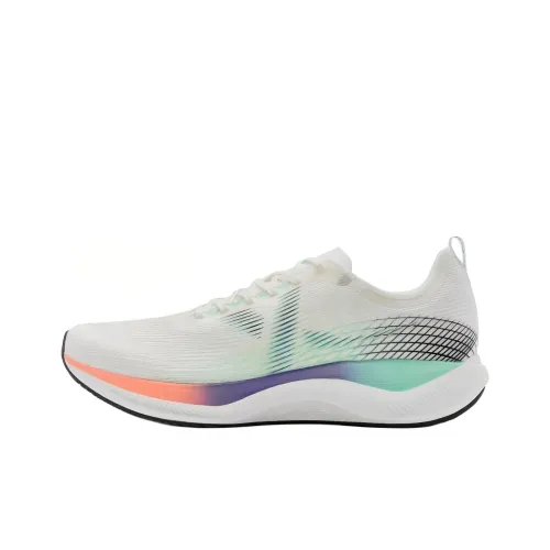 XTEP Cushioned Slip Resistant Rebound Low Top Running Shoes Men's White Green Black
