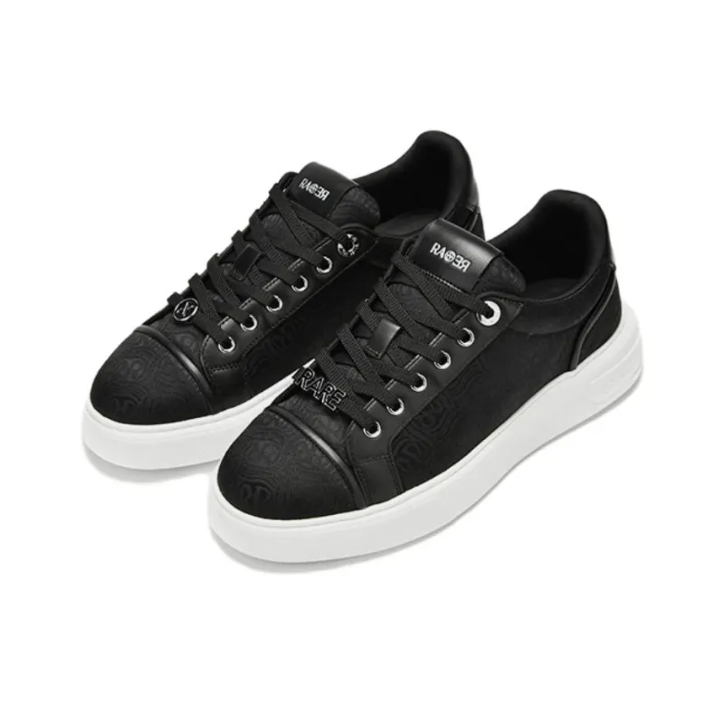 RARE Low Top Skateboard Shoes Men's Black-1