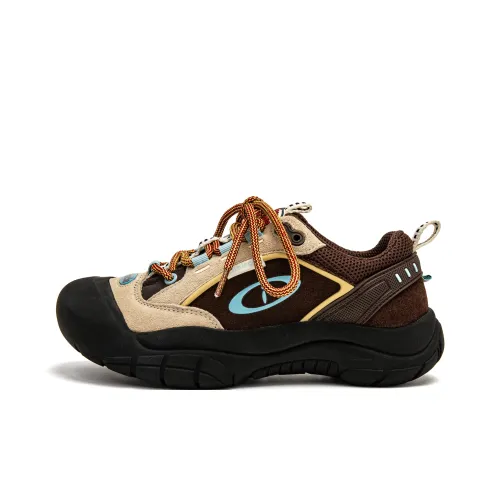 OICIRCLE Earthy Collection Low Top Hiking/Trekking Shoes Women's Sea Salt Milk Coffee