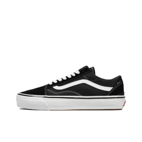 Женские натуральные кроссовки Vans