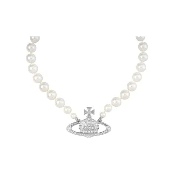 Vivienne Westwood Man. Bas Relief Pearl Necklace