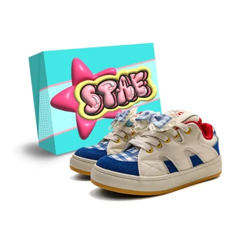 STAE Anti Slip Wear Resistant Low Top Skateboard Shoes Women's Box Included