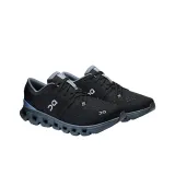 clay-court tennis shoes